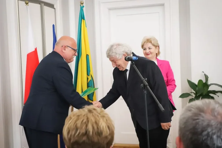 Inauguracja nowej kadencji Rady Miasta Ostrów Mazowiecka (zdjęcia)