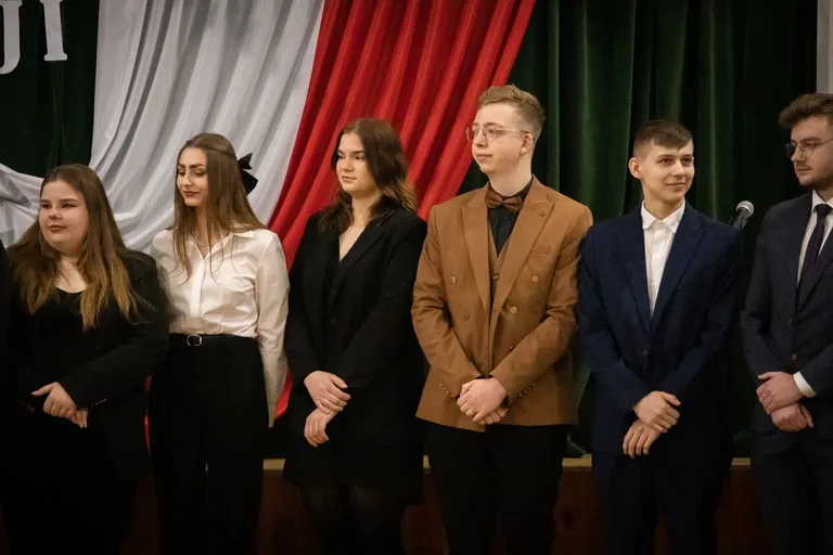 Pożegnanie maturzystów z ZSCKR w Starym Lubiejewie (zdjęcia)