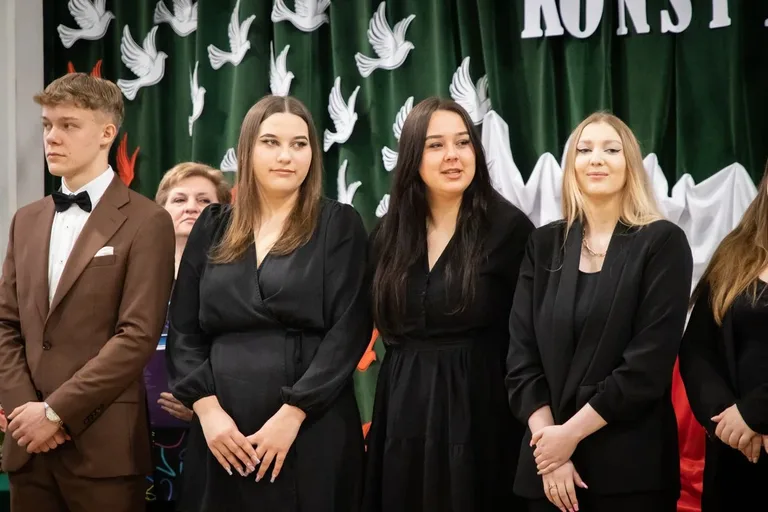 Pożegnanie maturzystów z ZSCKR w Starym Lubiejewie (zdjęcia)