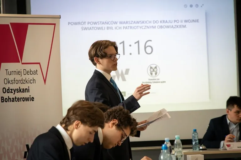 Finał debat oksfordzkich. Zwycięzcy ogłoszeni po emocjonujących dyskusjach (zdjęcia)