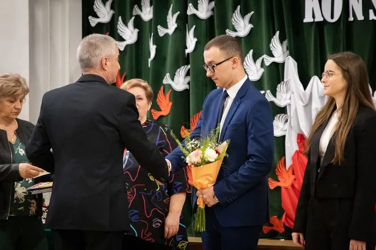 Pożegnanie maturzystów z ZSCKR w Starym Lubiejewie (zdjęcia)