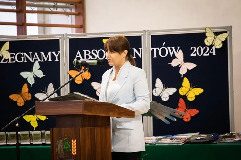 Pożegnanie maturzystów z ZSCKR w Starym Lubiejewie (zdjęcia)