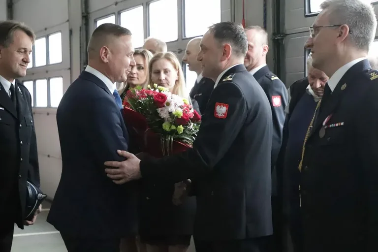Uroczysta zbiórka z okazji powołania na stanowisko Komendanta Powiatowego PSP (zdjęcia)