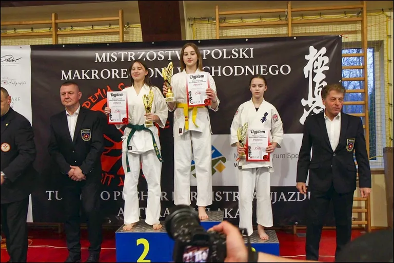 Ostrowski Klub Karate Kyokushinkai z sukcesami w Mistrzostwach Makroregionu Wschodniego (zdjęcia)
