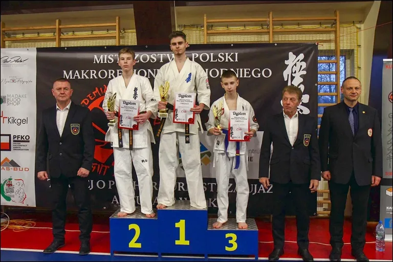 Ostrowski Klub Karate Kyokushinkai z sukcesami w Mistrzostwach Makroregionu Wschodniego (zdjęcia)