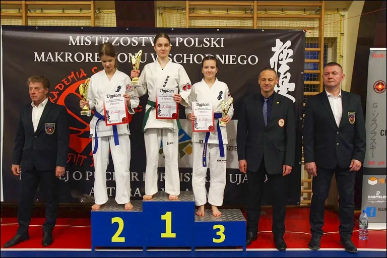 Ostrowski Klub Karate Kyokushinkai z sukcesami w Mistrzostwach Makroregionu Wschodniego (zdjęcia)