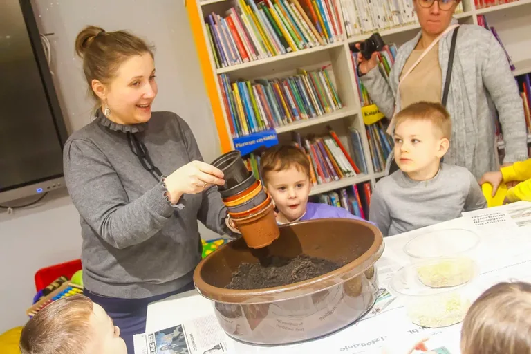 Sówka Ostrówka i jej klubowicze wskoczyli w wielkanocny nastrój (zdjęcia)