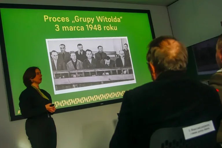 Kolejny "Wieczór z historią" odbył się w ramach narodowego święta (zdjęcia)