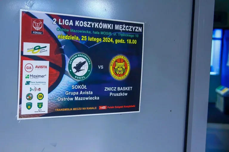 Sokół przegrał, lecz nie poddał się bez walki (zdjęcia)