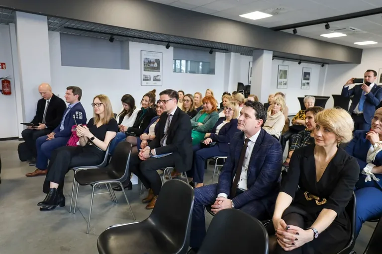 Konferencja o dwujęzyczności w Starej Elektrowni (zdjęcia)