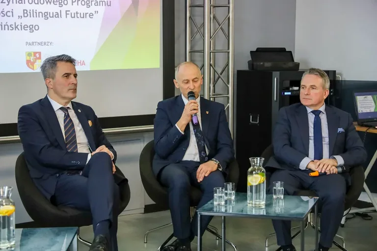 Konferencja o dwujęzyczności w Starej Elektrowni (zdjęcia)