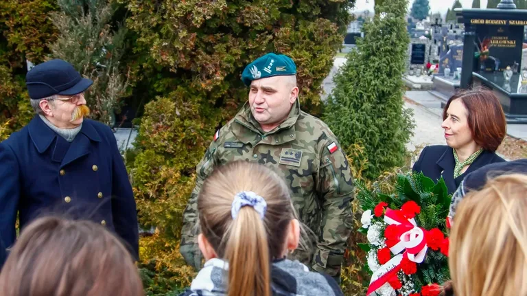 105 lat "Osiemnastki": Wspomnienie poległych bohaterów (zdjęcia)