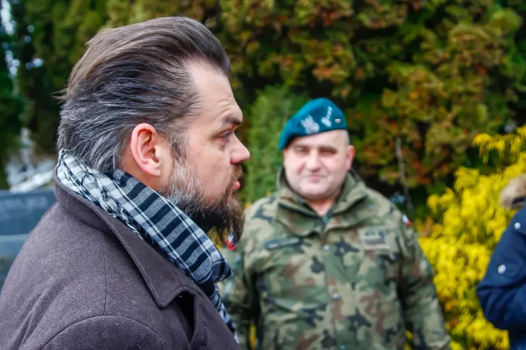 105 lat "Osiemnastki": Wspomnienie poległych bohaterów (zdjęcia)