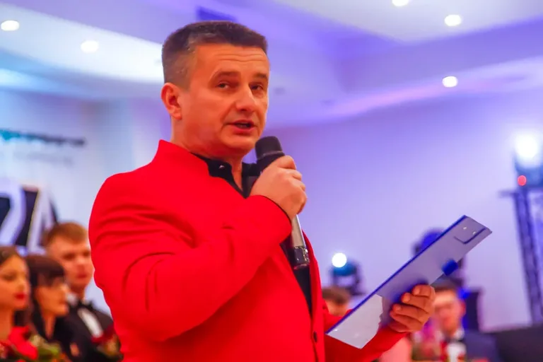 Niezapomniana studniówka maturzystów z LO im. Mikołaja Kopernika w Sali Tango (zdjęcia)
