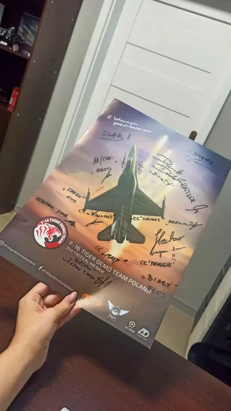 Pilot F-16 spotkał się z uczniami CSL Technikum Lotniczego w Nagoszewie (zdjęcia)