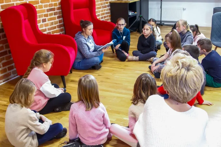  "Zimowe podróże przez świat" - Ferie w Bibliotece (zdjęcia)