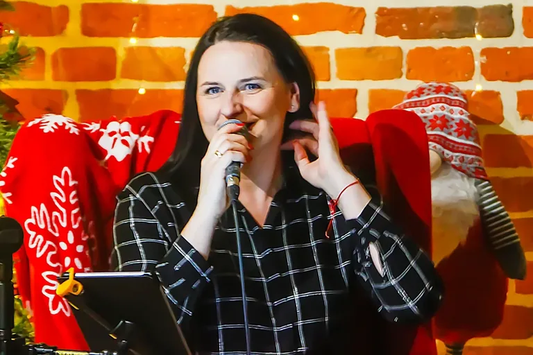 Rozpoczęcie Nowego Roku magicznym wieczorem kolęd w Bibliotece (zdjęcia)