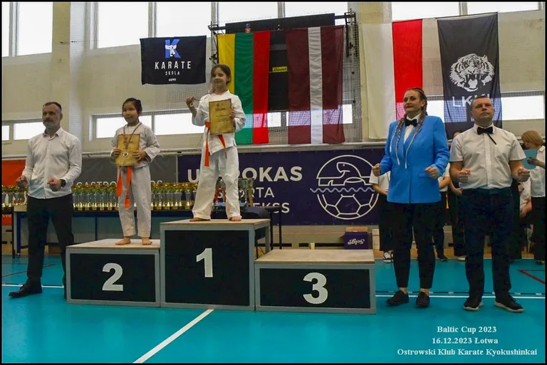 Siódemka naszych na podium (zdjęcia)