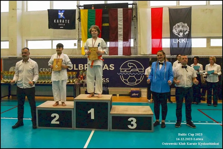 Siódemka naszych na podium (zdjęcia)