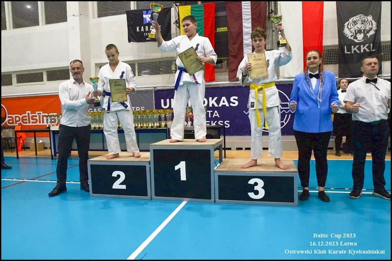 Siódemka naszych na podium (zdjęcia)