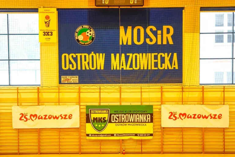 Turniej Mikołajkowy odbył się jeszcze raz w niedzielę dla rocznika 2016 (zdjęcia)