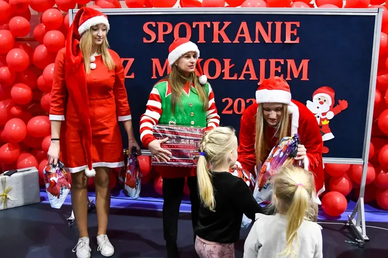  Tradycyjne spotkanie z Mikołajem w Broku (zdjęcia)