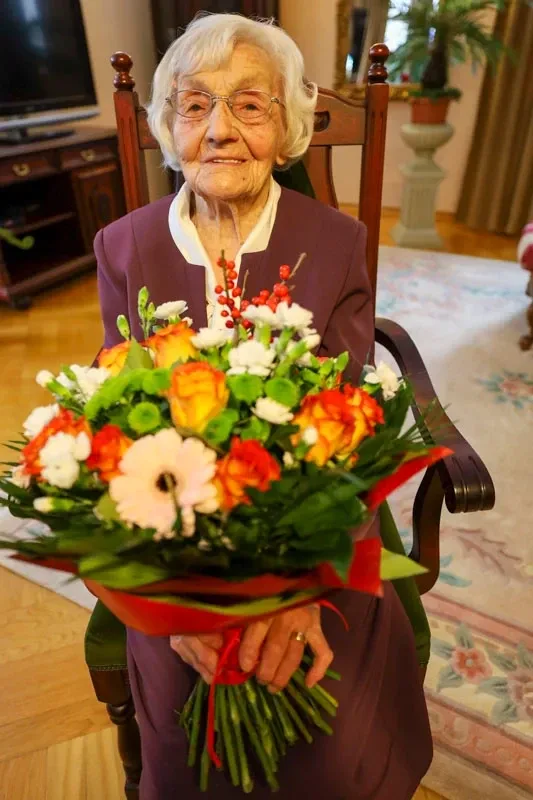 Pani Jadwiga Kołakowska obchodziła swoje setne urodziny (zdjęcia)
