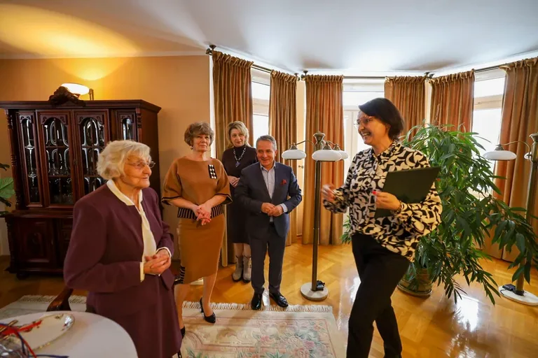 Pani Jadwiga Kołakowska obchodziła swoje setne urodziny (zdjęcia)