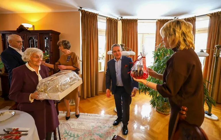 Pani Jadwiga Kołakowska obchodziła swoje setne urodziny (zdjęcia)