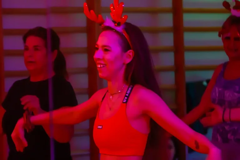Magiczne Mikołajki w rytmie Zumba z Agatą Agą Wyrwas (zdjęcia)