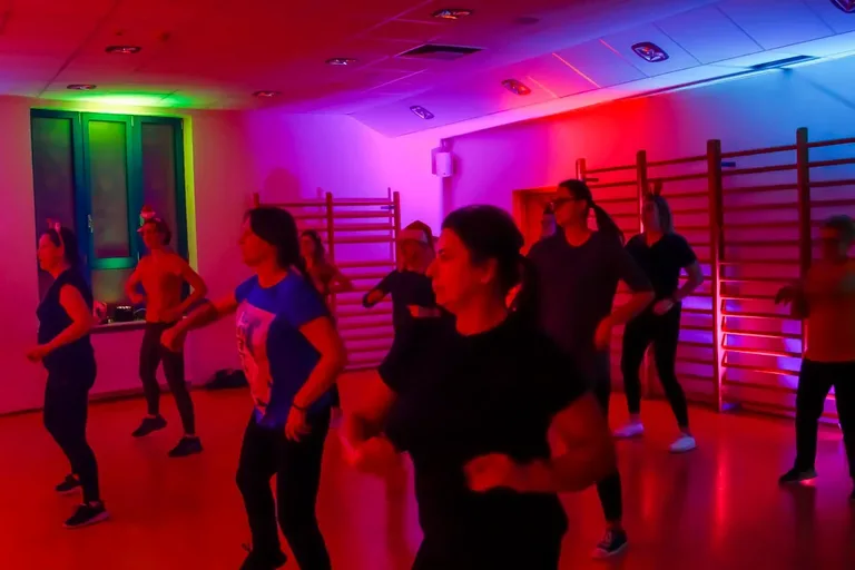 Magiczne Mikołajki w rytmie Zumba z Agatą Agą Wyrwas (zdjęcia)