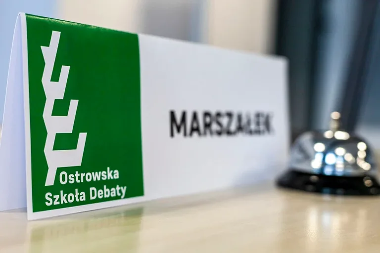 Grupy ostrowskiej młodzieży dyskutują o historii (zdjęcia)