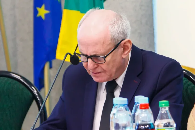 Strategie i plany omówione na XLVII Sesji Rady Gminy Ostrów Mazowiecka (zdjęcia)