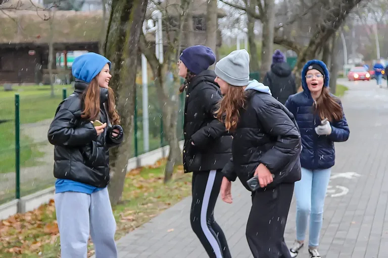 Uczestnicy premiery terenowej grywalizacji szli "Nieznanymi śladami Pileckich" (zdjęcia)