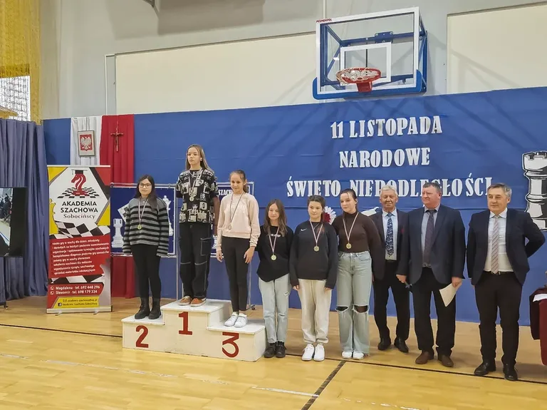 Szachowi patrioci uczcili Święto Niepodległości (zdjęcia)