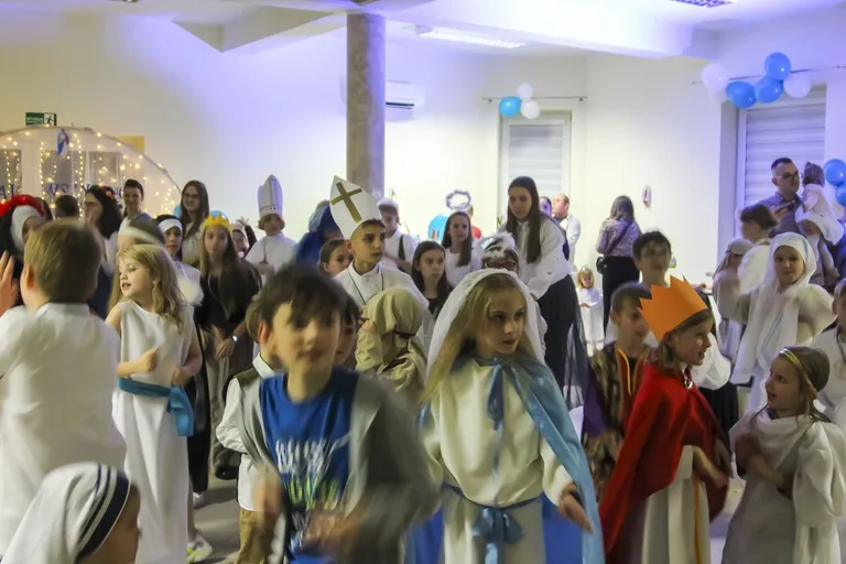 Każdy Święty chodził uśmiechnięty podczas Balu Wszystkich Świętych (zdjęcia)