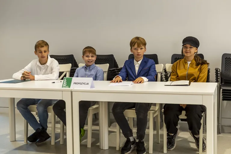 Powiat ostrowski stawia na debaty (zdjęcia)