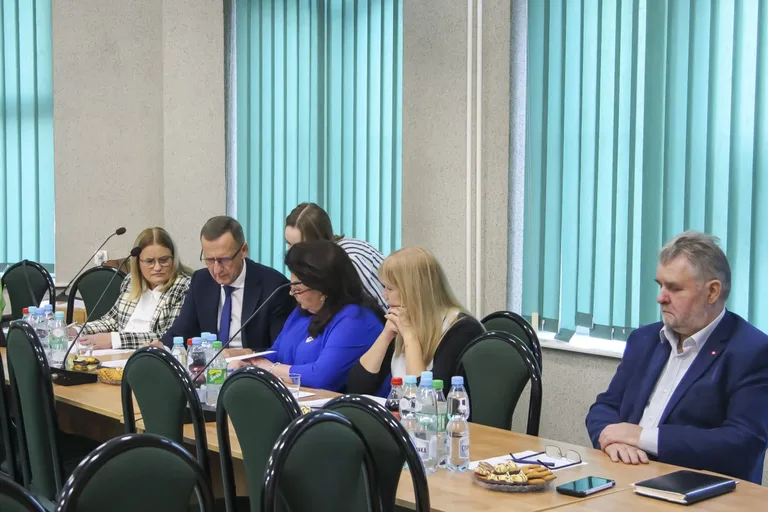 XLVI Sesja Rady Gminy Ostrów Mazowiecka (zdjęcia)
