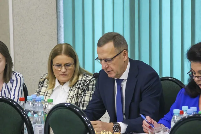 XLVI Sesja Rady Gminy Ostrów Mazowiecka (zdjęcia)