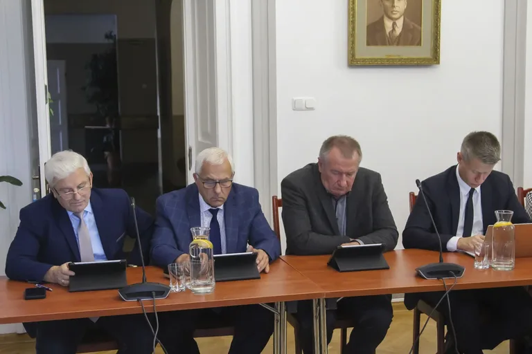 LII sesja Rady Miasta Ostrów Mazowiecka (zdjęcia)