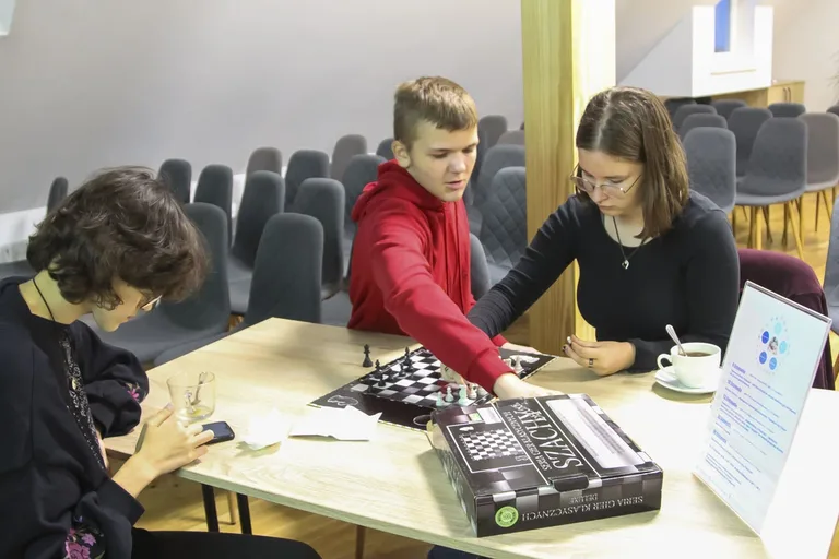 Kolejne spotkanie w ramach bibliotecznego wolontariatu (zdjęcia)