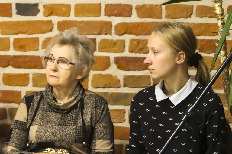 Wiersze i limeryki Pani Janiny Brzeszczak dostały swój tomik (zdjęcia)