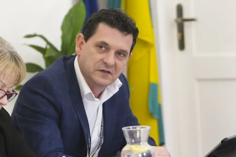 Komisja Gospodarki Komunalnej i Infrastruktury Technicznej oraz Ochrony Środowiska obradowała w Ostrowi Mazowieckiej (zdjęcia)