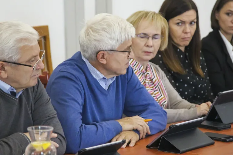 Komisja Gospodarki Komunalnej i Infrastruktury Technicznej oraz Ochrony Środowiska obradowała w Ostrowi Mazowieckiej (zdjęcia)