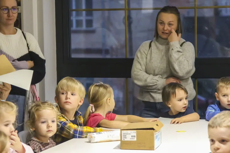 Powitanie jesieni z Sówką Ostrówką (zdjęcia)