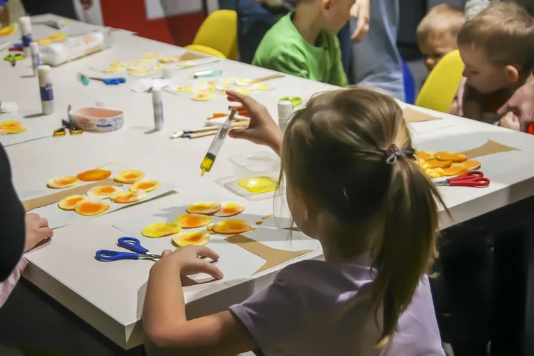 Powitanie jesieni z Sówką Ostrówką (zdjęcia)