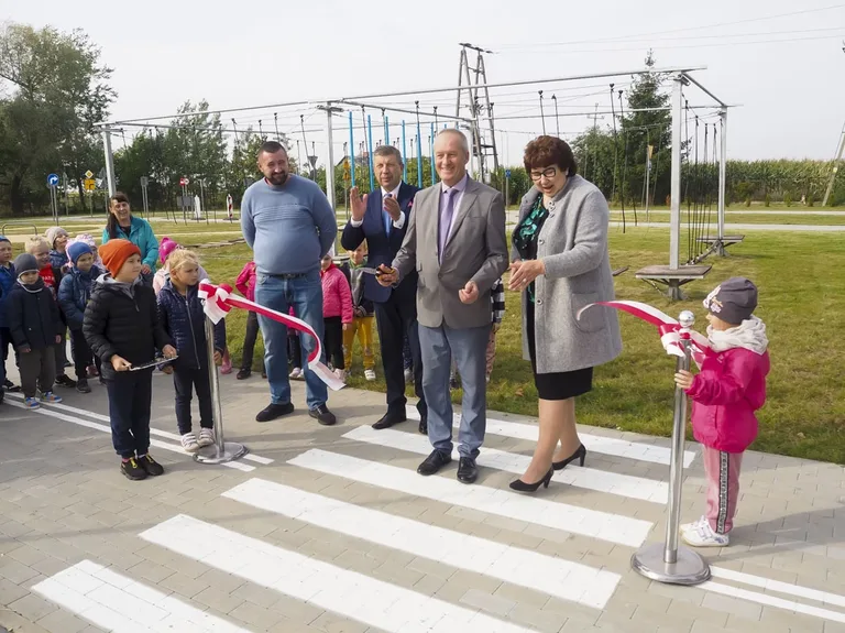 Oficjalny odbiór placu sportowo-rekreacyjnego w Andrzejewie (zdjęcia)