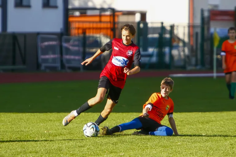 Rocznik 2010 KS Ostrovia wygrywają 11:1! (zdjęcia)