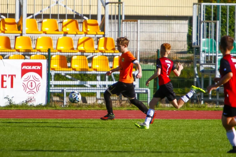 Rocznik 2010 KS Ostrovia wygrywają 11:1! (zdjęcia)