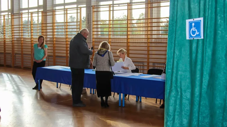 Oni już zagłosowali! (zdjęcia)